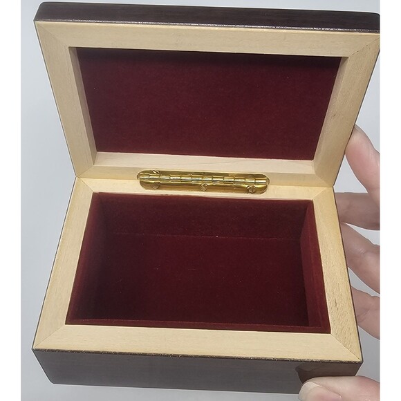 Still Life Tabby Cat Lacquerware Wooden Hinged Trinket Jewelry Box Lined Italy - Picture 7 of 15